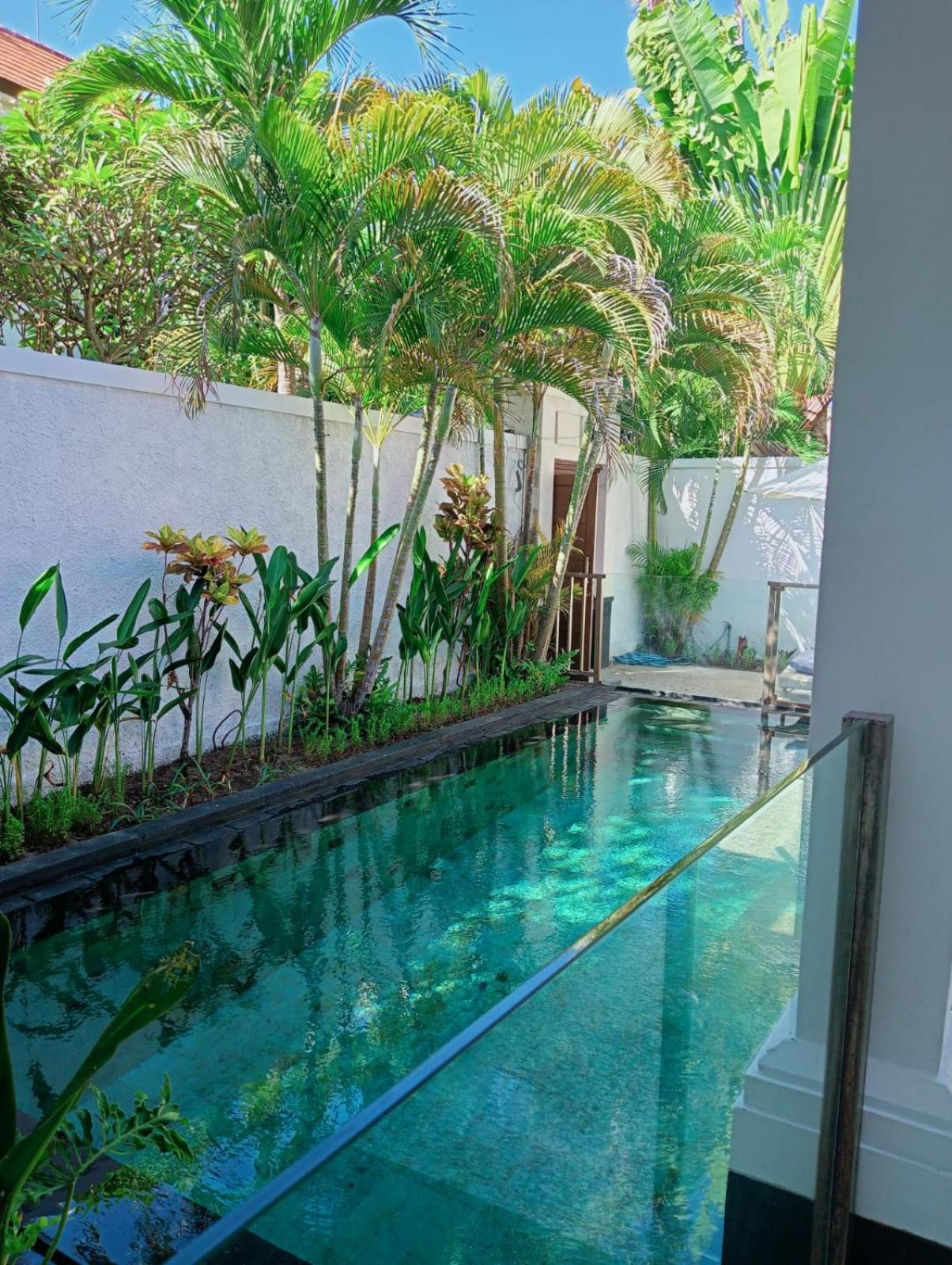 Glisten Up Villa Beach Side Sanur! Экстерьер фото