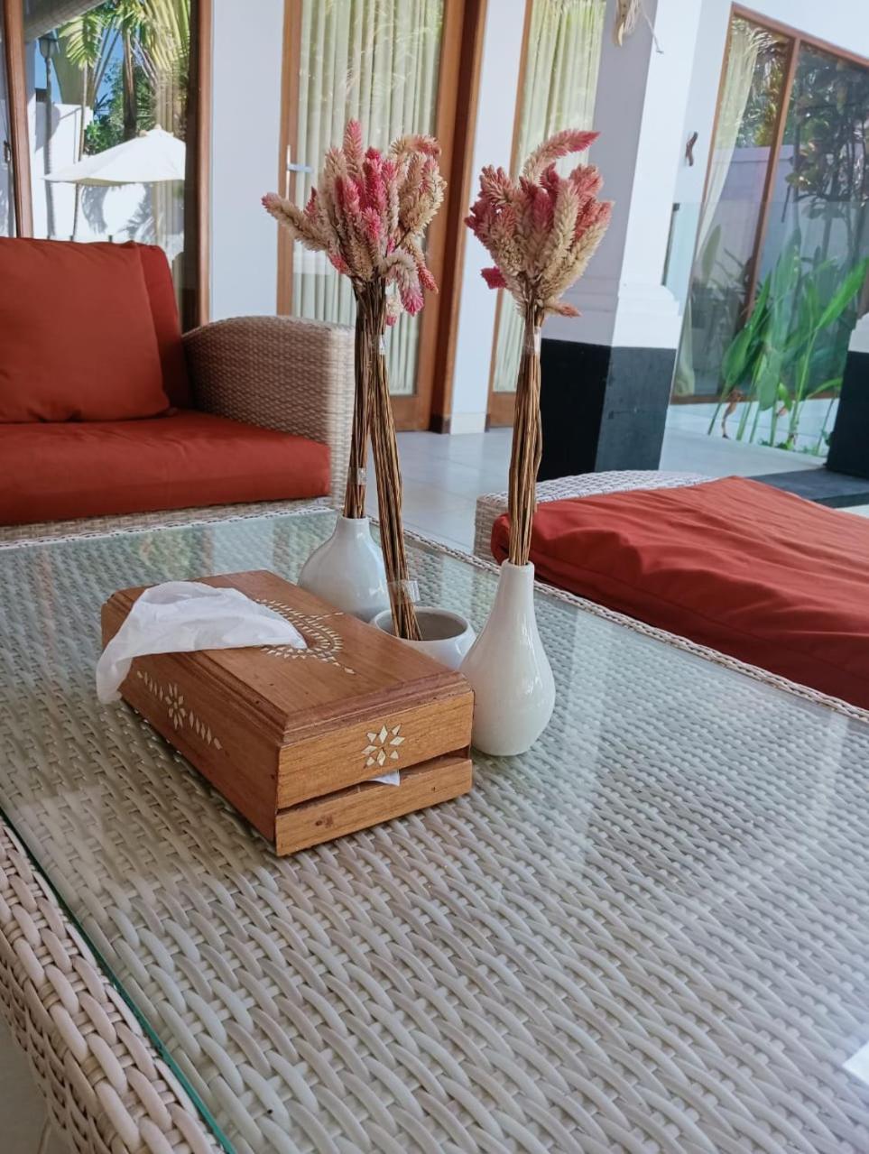 Glisten Up Villa Beach Side Sanur! Экстерьер фото